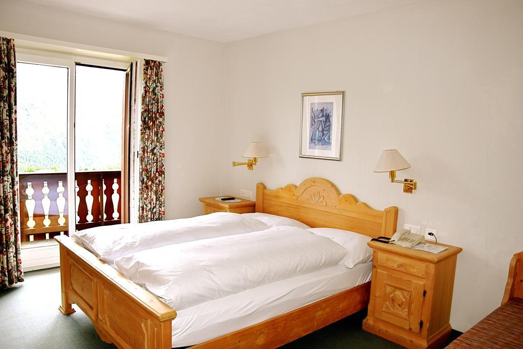 Hotel Salastrains Saint-Moritz Chambre photo