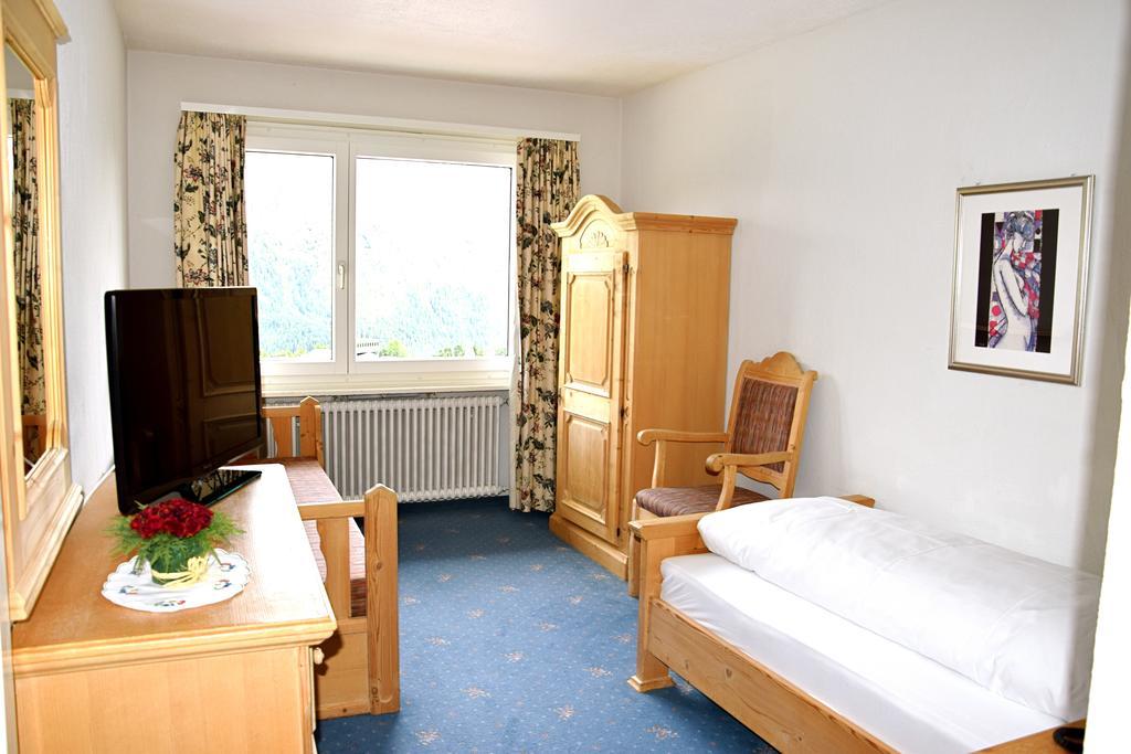 Hotel Salastrains Saint-Moritz Chambre photo